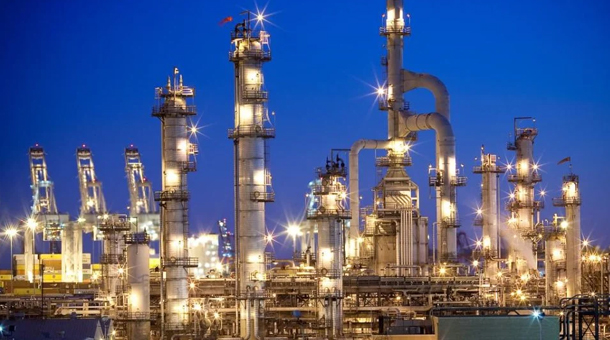 Processing plant for petroleum derivatives